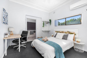 Boutique Private Rm 7-Min Walk to Sydney Domestic Airport1 - SHAREHOUSE